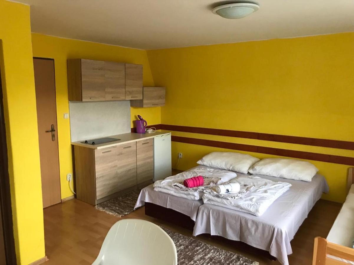 Apartmany Ingrid Besenova Ngoại thất bức ảnh